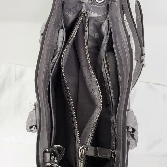 Michael Kors Handbag - Picture 8 of 9